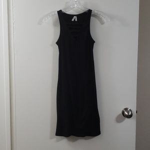 Black bodycon dress